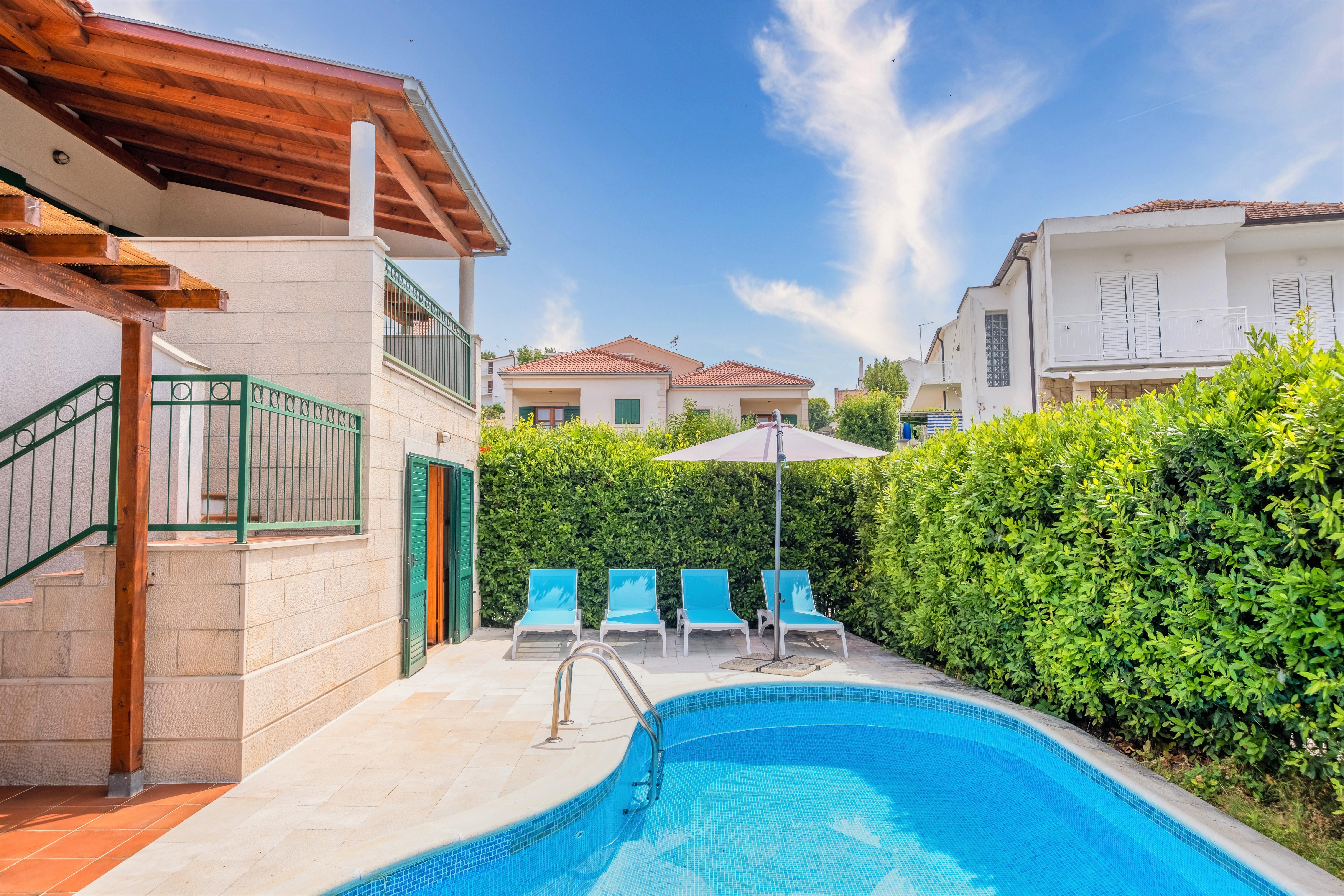 Hotel Liza Hvar Island 4*